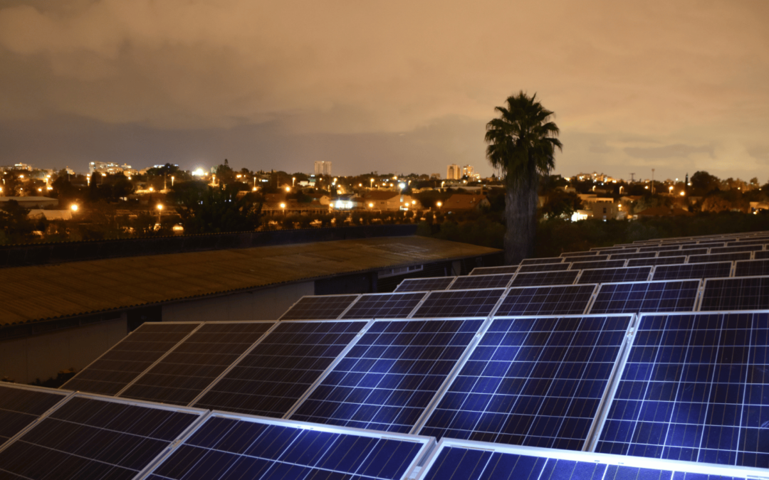 How Do Solar Panels Work at Night? Understanding Solar Energy Storage